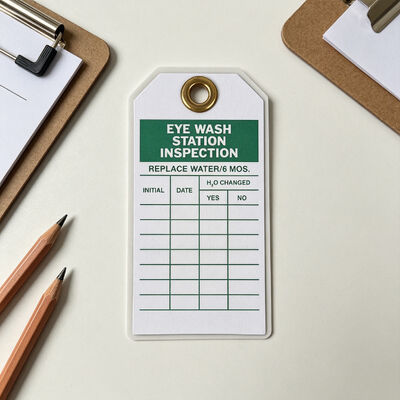 Custom Eco-Friendly Plastic Hang Tags Glossy Lamination Brand Tags 